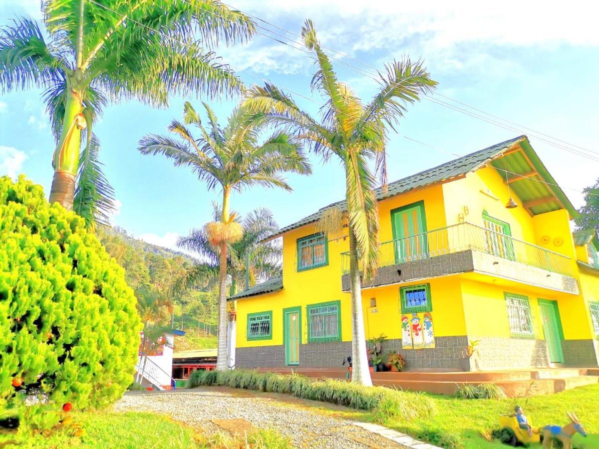 Hostel Finca Turistica Santa Clara Calarcá Exterior foto
